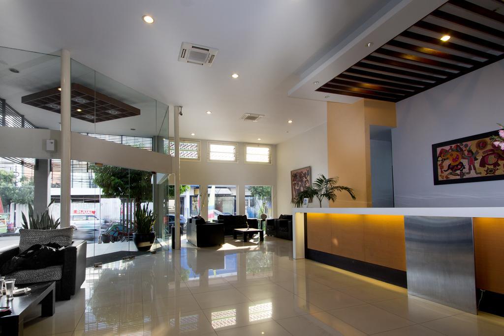 Hotel Quirin سيمارانغ المظهر الخارجي الصورة